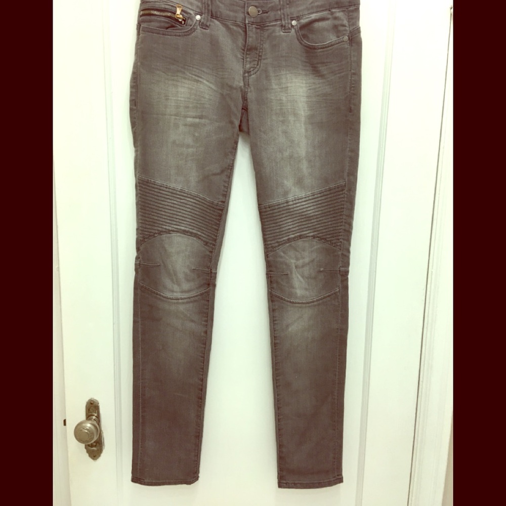 Grey jeans